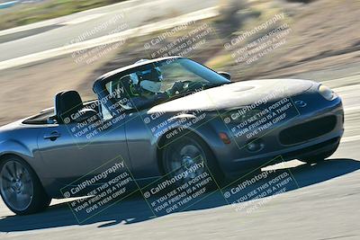 media/Dec-13-2025-Extreme Speed (Sat) [[d129ecb0b9]]/High Inter/Session 3 (Turn 5)/